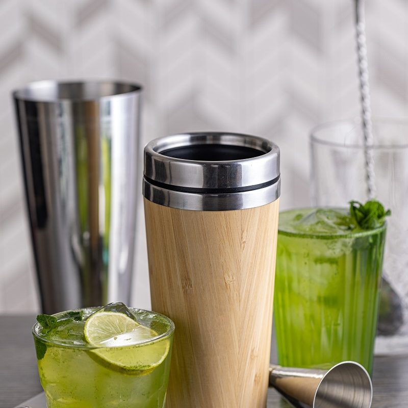 Green cocktail with vermouth, mint and citrus. Summer drink concept